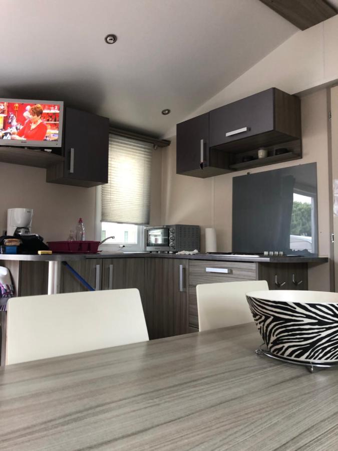 Céline Mobil home Port-la-Nouvelle Bagian luar foto